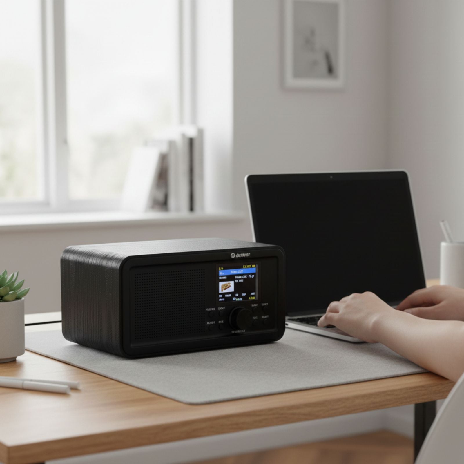 Soundmaster DAB900 Digitalradio mit DAB+ & UKW/FM Bluetooth